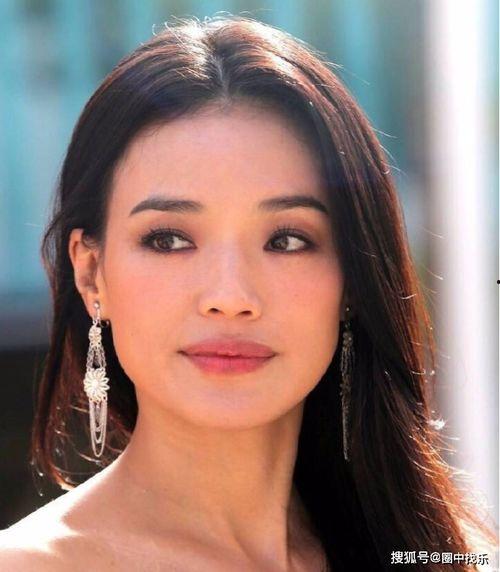 娱乐圈爆料女明星甩脸,女明星甩脸事件引发热议